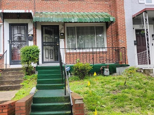 2219 16TH Street NE, Washington DC 20018