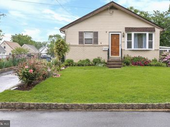 668 Hutchinson Terrace