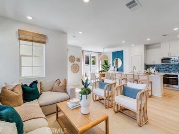 8475 Gabrielino Court