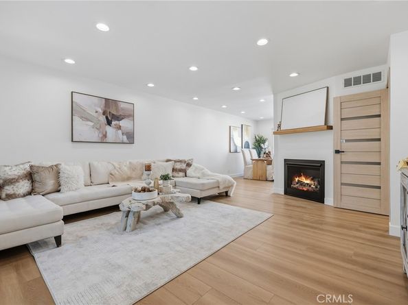 9502 Via Salerno, Burbank CA 91504