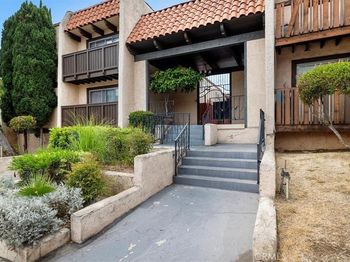 719 N Eucalyptus Avenue