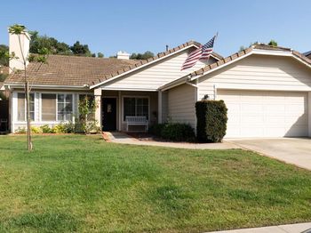 1233 Rocky Point Way