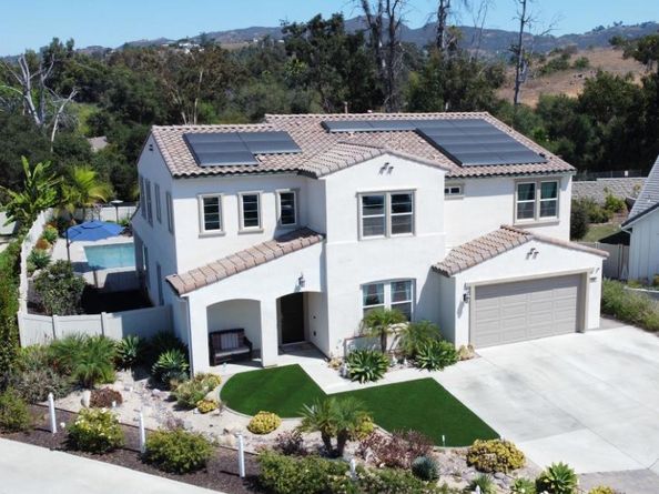 1564 Manzanita Hollow, Vista CA 92084