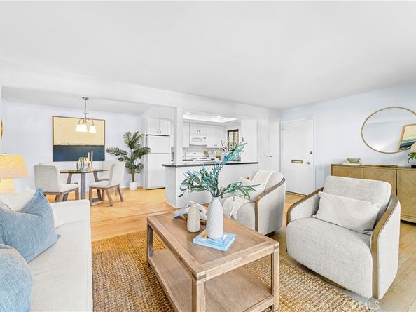 841 Ronda Sevilla B, Laguna Woods CA 92654