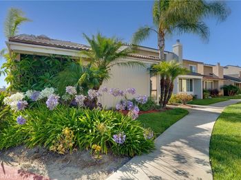 2 Windjammer Court