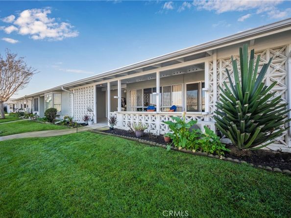 1502 Golden Rain Road M-2 46J, Seal Beach CA 90740