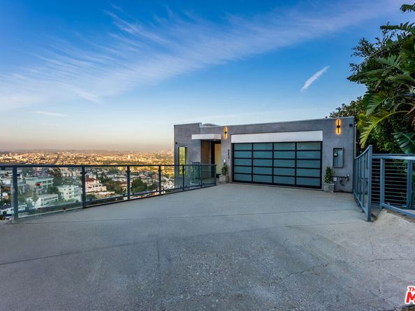 8654 Hollywood Boulevard, Los Angeles CA 90069