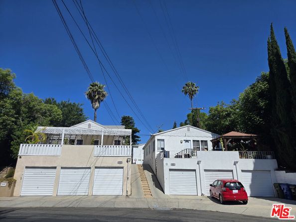 967 Lucile Avenue, Los Angeles CA 90026
