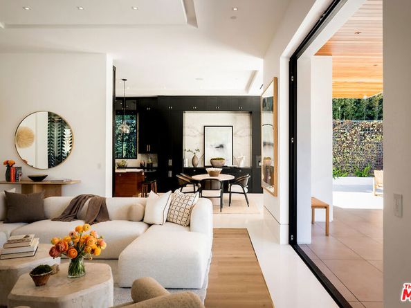 17335 Tramonto Drive, Pacific Palisades CA 90272