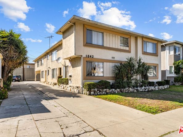 1043 S Holt Avenue, Los Angeles CA 90035