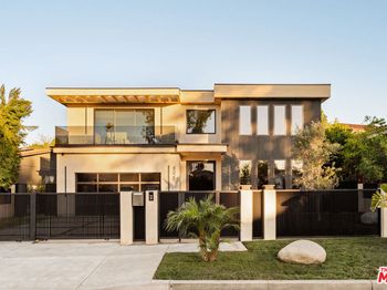 4528 Matilija Avenue