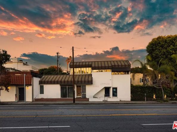 2951 Lincoln Boulevard, Santa Monica CA 90405
