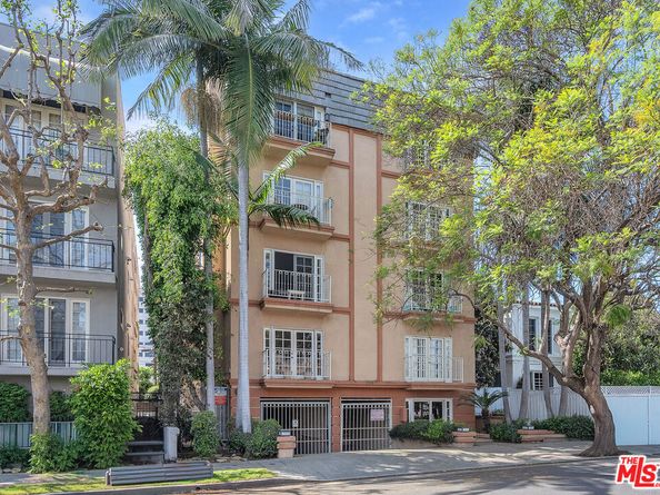 2205 S Bentley Avenue 302, Los Angeles CA 90064