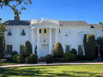 251 N Bristol Avenue