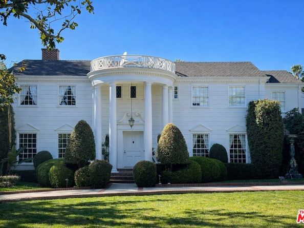 251 N Bristol Avenue, Los Angeles CA 90049