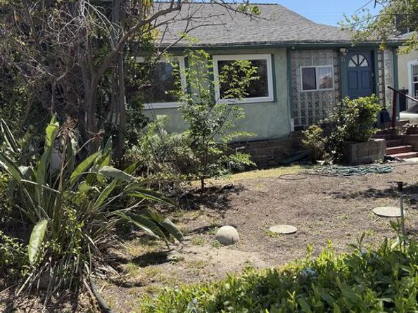 1230 W 68th Street, Los Angeles CA 90044