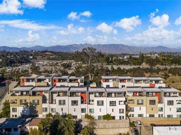 1056 N Joels, Los Angeles CA 90012