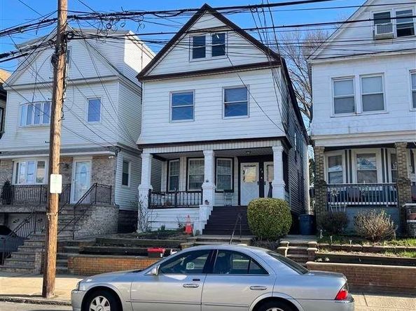 74 West 6th St, Bayonne NJ 07002