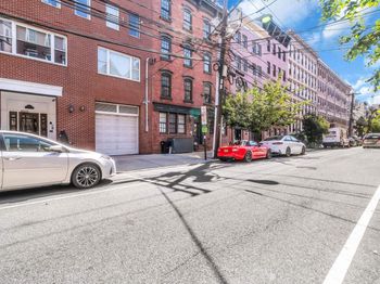 221 Willow Ave