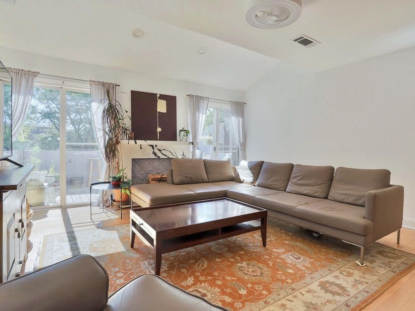 2330 5th St 8, Fort Lee NJ 07024