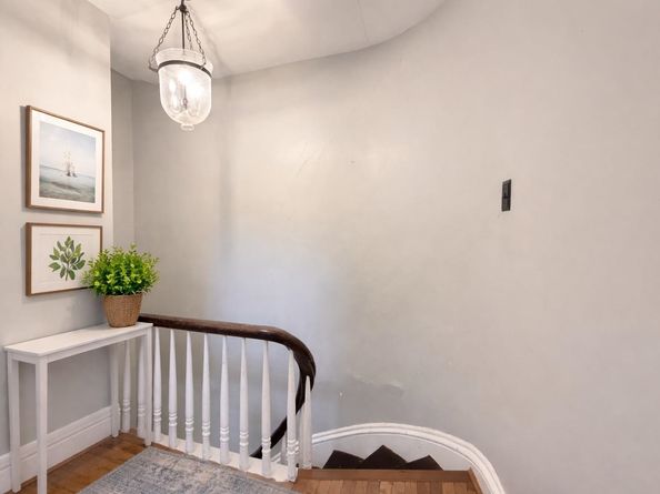 6 Magnolia Ave, Jersey City NJ 07306