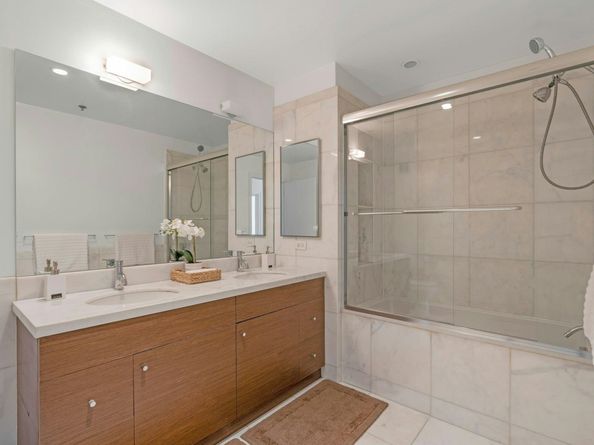 3219 City Pl 3219, Edgewater NJ 07020