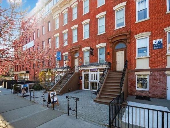 673 Bergen Ave 2D AKA 204, Jersey City NJ 07304