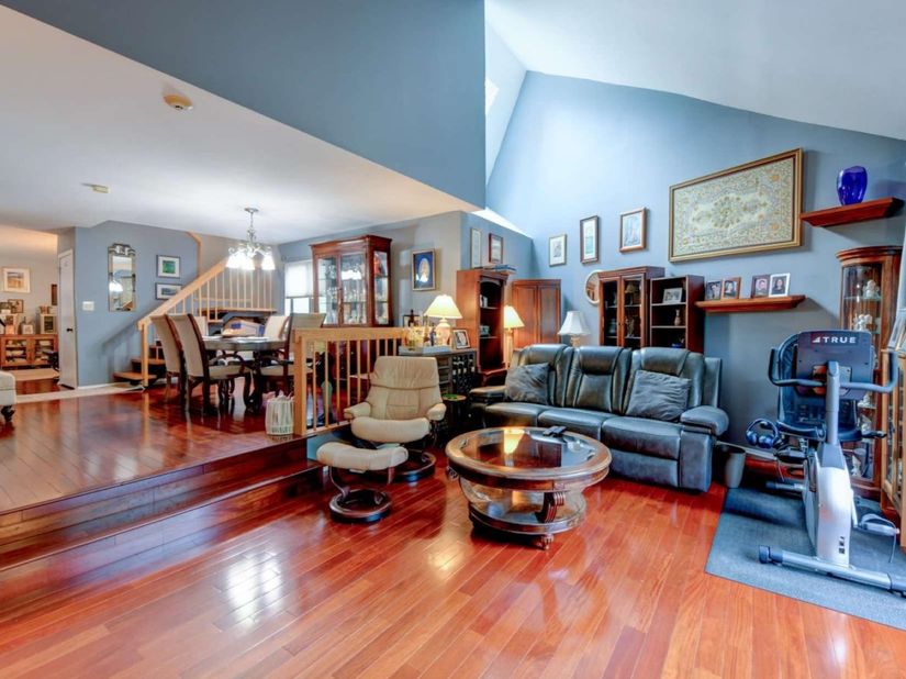 590 Sanderling Ct 590, Secaucus NJ 07094