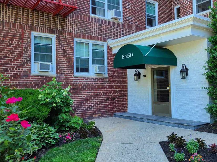 8450 Blvd East 1H, North Bergen NJ 07047
