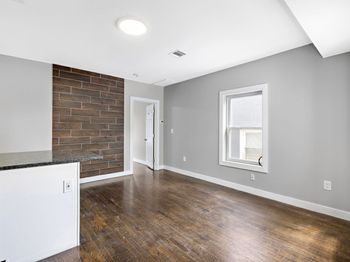 73 Brinkerhoff St