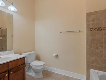 3 Greenwich Dr
