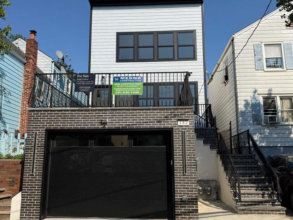 182 Columbia Ave, Jersey City NJ 07307
