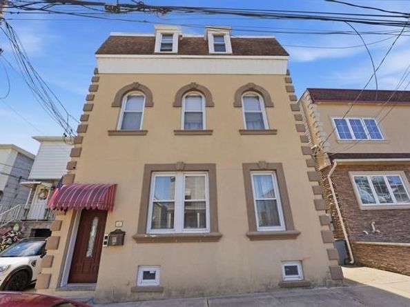 82 East 26th St, Bayonne NJ 07002