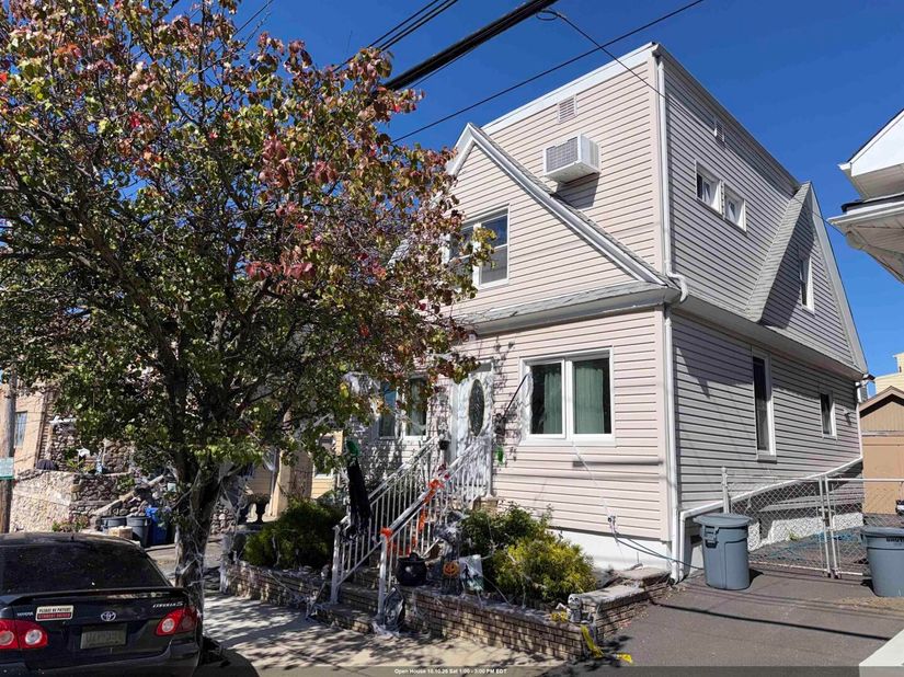 1114 80th St, North Bergen NJ 07047