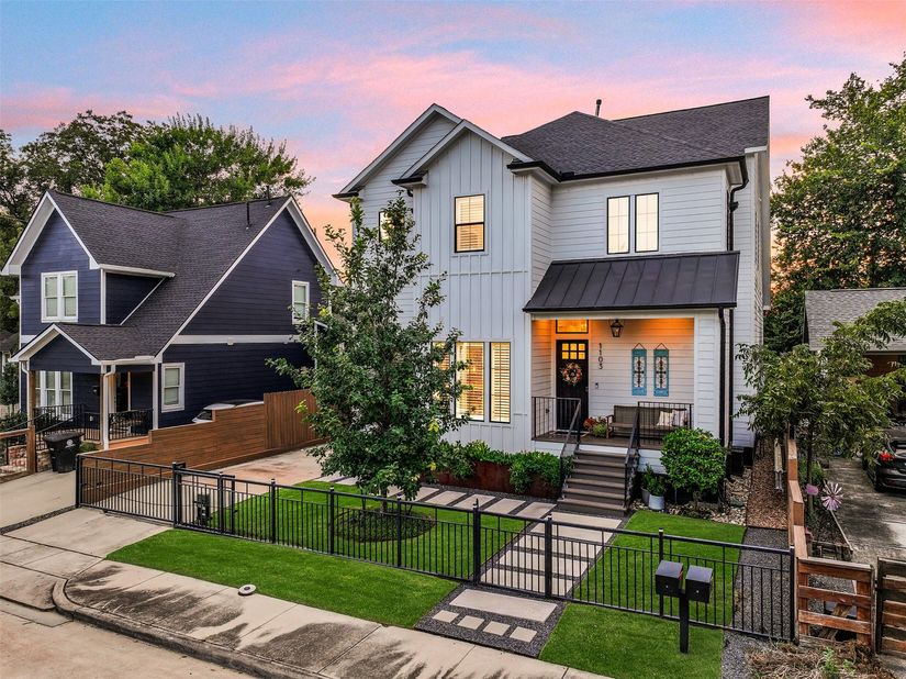 1103 Tabor Street, Houston TX 77009
