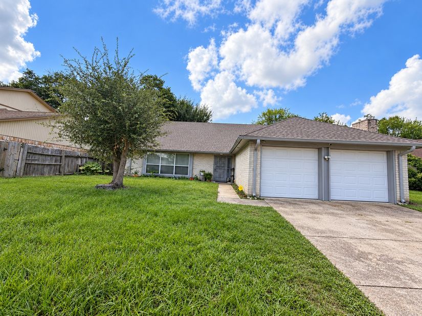 1823 Mandrill Lane, Houston TX 77067