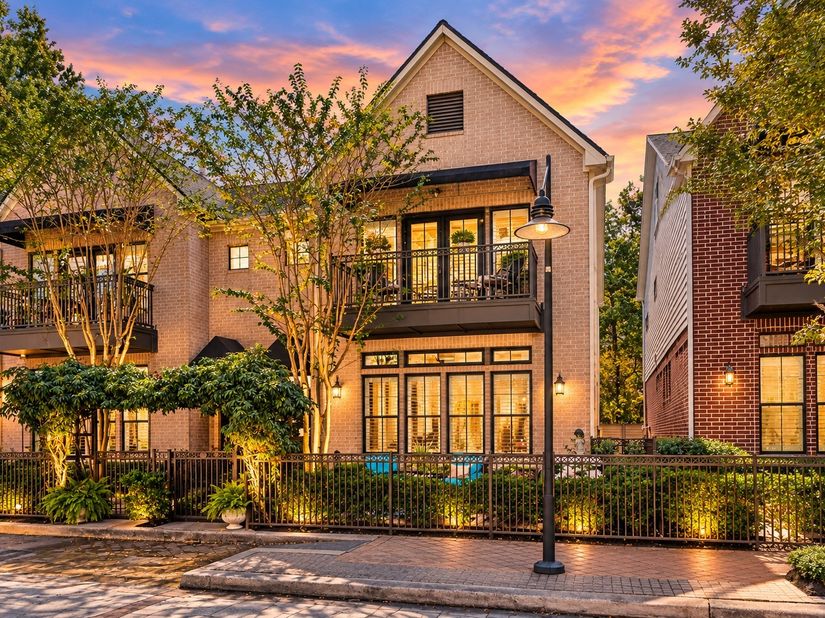 24 Riva Row, Spring TX 77380