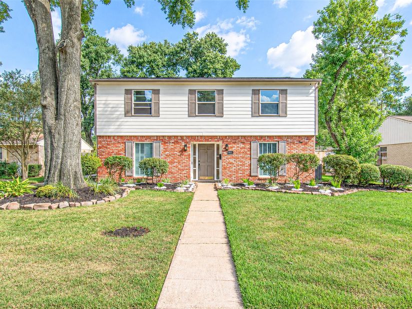 10610 Overbrook Lane, Houston TX 77042