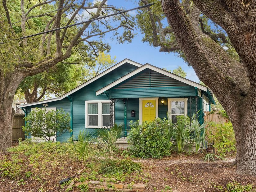1039 Dunbar Street, Houston TX 77009