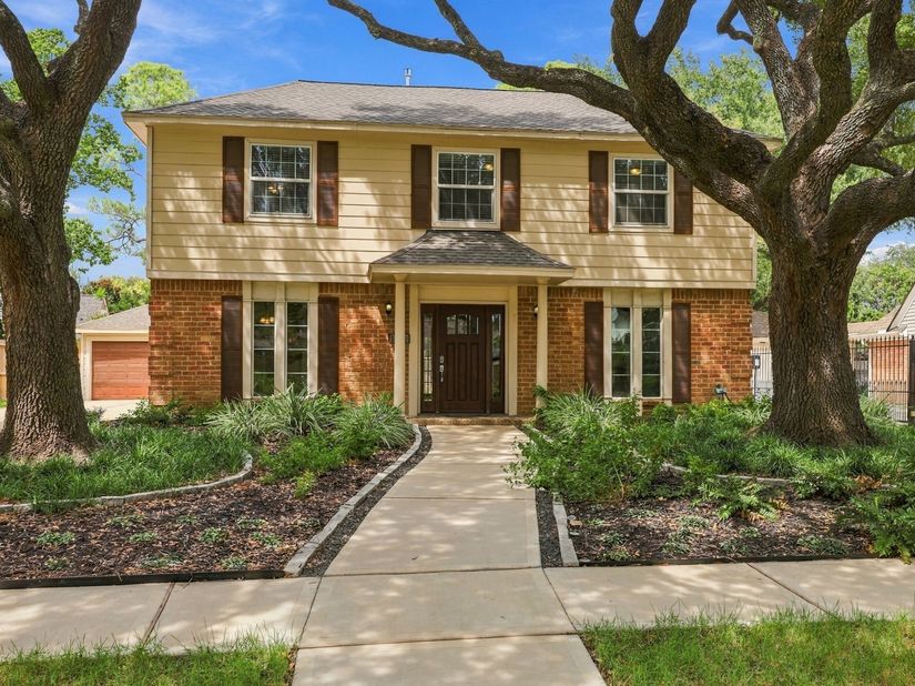 11310 Olympia Drive, Houston TX 77077