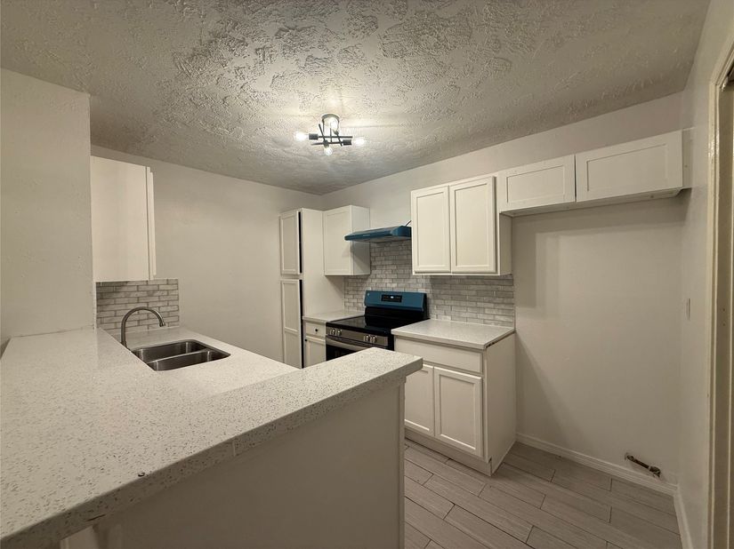8553 Wilcrest Drive, Houston TX 77099