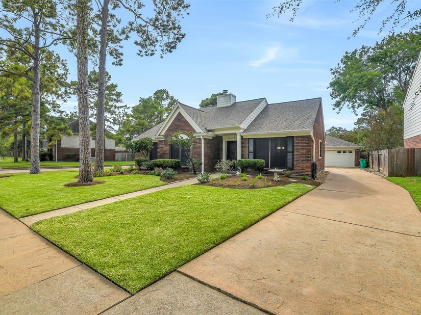 15403 Freestone Peach Lane, Cypress TX 77433
