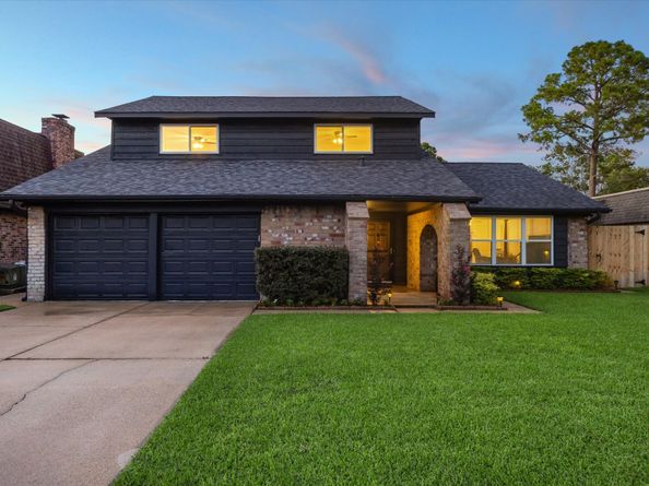 11726 Dorrance Lane, Meadows Place TX 77477