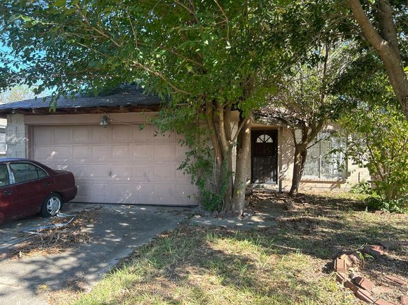 3838 Buckhurst Drive, Houston TX 77066