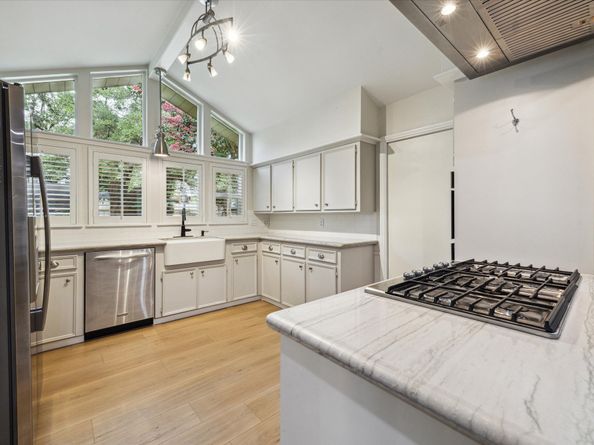 10002 Wickersham Lane, Houston TX 77042