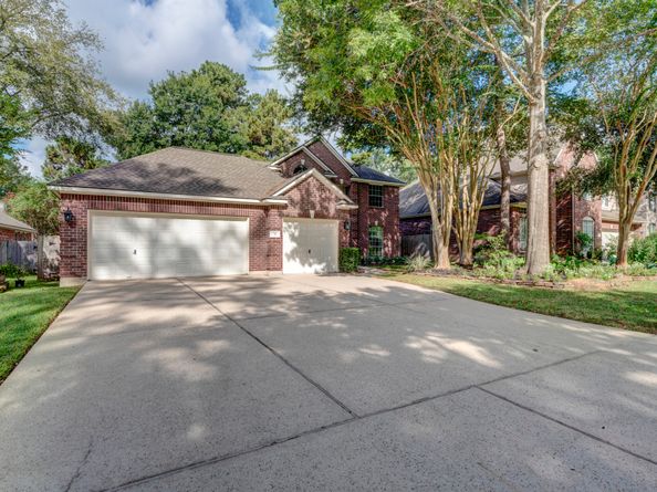 78 E Evangeline Oaks Circle, The Woodlands TX 77384