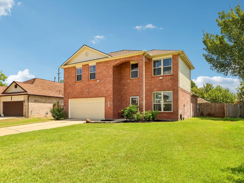 8807 Lacy Willow Court, Tomball TX 77375