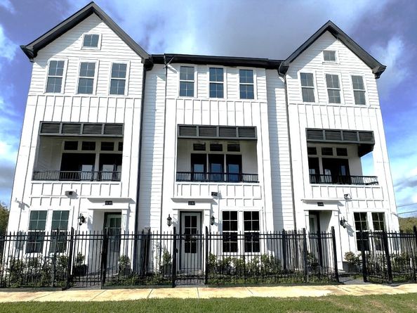 2745 Providence Street, Houston TX 77020