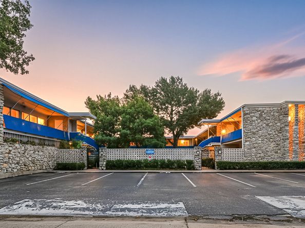 3271 Sul Ross Street 8, Houston TX 77098