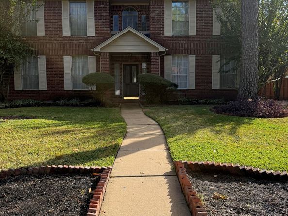 9731 New Kent Drive, Sugar Land TX 77498